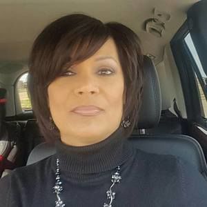 Meet your Posher, Alicia